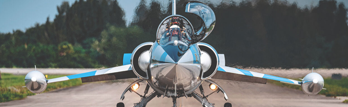 Fly a F-104